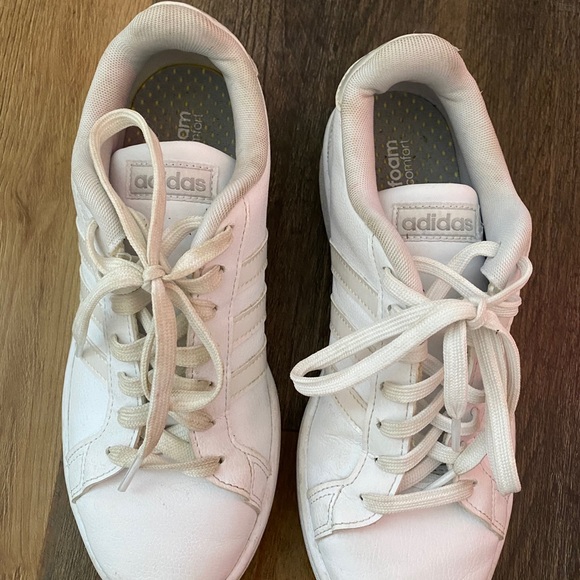 addidas shoes!! - Picture 2 of 2